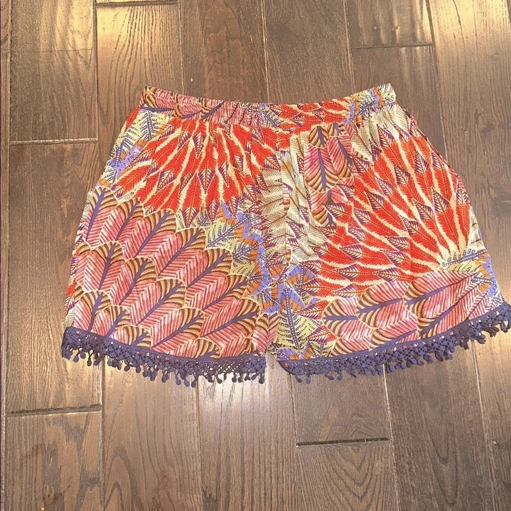 Band of Gypsies Colorful Patterned Shorts with Fringe size large with pockets